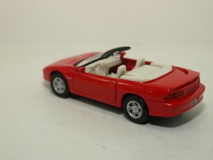 coche a escala miniatura Chevrolet Camaro 1996