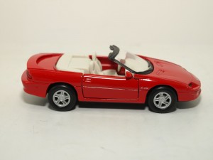 coche a escala miniatura Chevrolet Camaro 1996