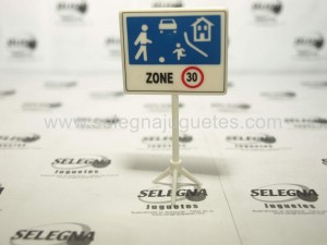 señal de trafico zona residencial