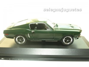 ford mustang gt bullit 1968 steve mcqueen escala 1-43 yat ming